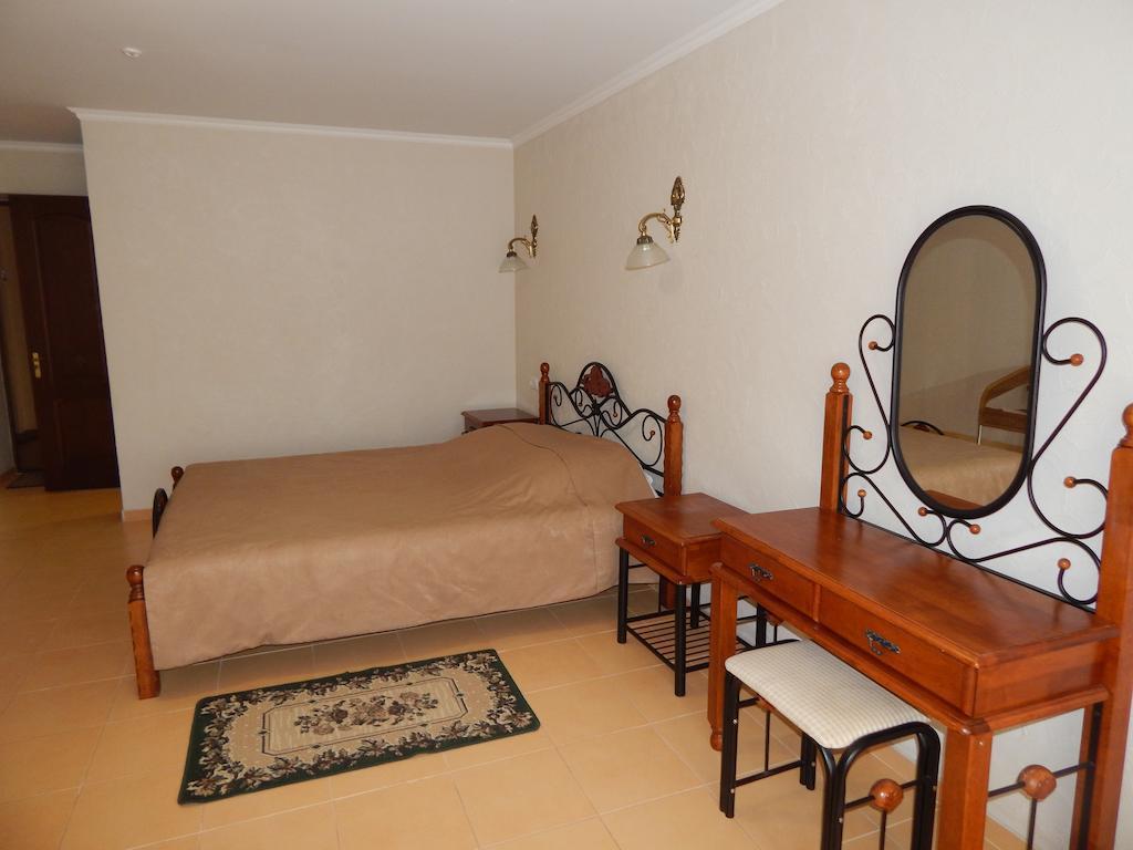 Delfin Hotell Koblevo Rum bild